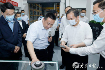 李干杰在德州調(diào)研時(shí)強(qiáng)調(diào) 抓實(shí)企業(yè)生產(chǎn)加快項(xiàng)目建設(shè) 推動(dòng)經(jīng)濟(jì)高質(zhì)量發(fā)展再上新臺(tái)階